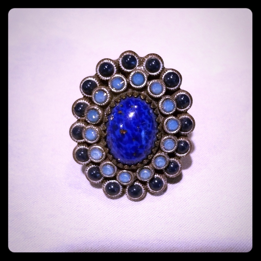 Vintage style ring